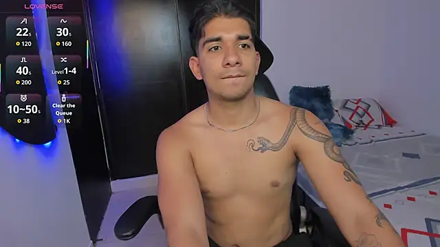 valentino santoss online show from December 3, 7:34 pm