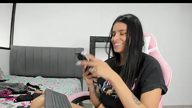  elektrah online show from February 16, 9:59 pm