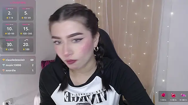 mily thomson b  online show from January 12, 11:15 pm