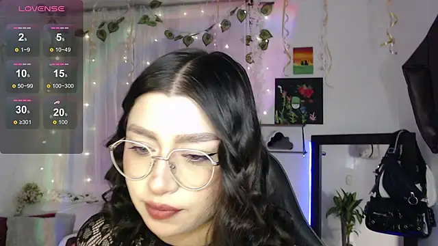 mily thomson b  online show from October 2, 3:02 am