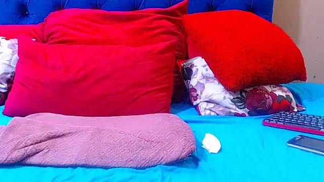 ebonycandy10 online show from January 10, 5:20 am