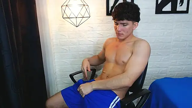 james scott18 online show from December 2, 3:37 am