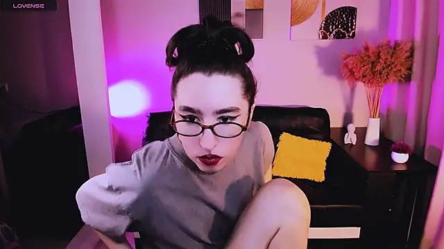 Lily xBabe online show from May 9, 10:53 am
