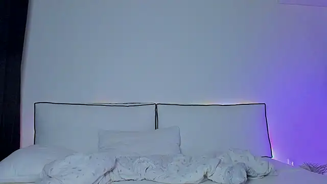 haileyishere online show from January 19, 7:15 pm