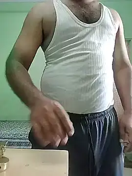 Snapshot of DADDY69SS chatting on March 15, 6:52 am DADDY69SS online show from March 15, 6:52 am