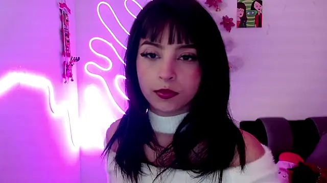 Snapshot of Kind_Scarlett chatting on January 10, 10:36 pm Kind Scarlett online show from January 10, 10:36 pm