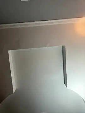 emiss  online show from March 16, 3:39 pm