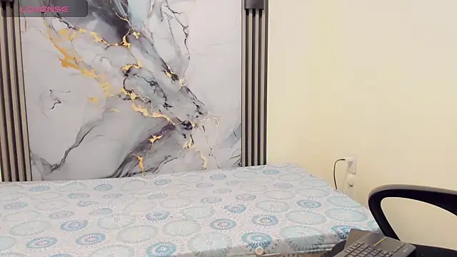 Rubi 30 online show from November 24, 2:06 pm