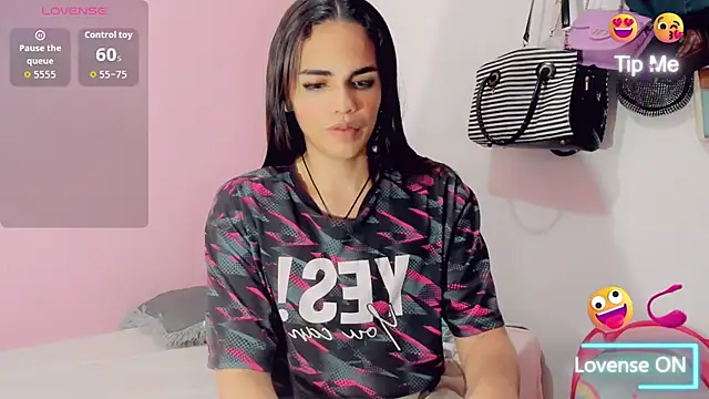 Snapshot of Rubi_30 chatting on June 23, 9:35 pm Rubi 30 online show from June 23, 9:35 pm