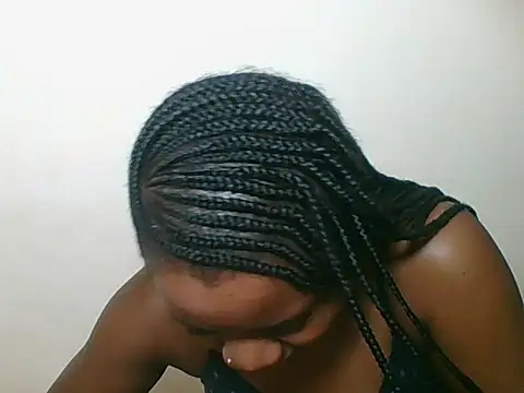 Snapshot of HotJeylee chatting on July 4, 5:57 am HotJeylee online show from July 4, 5:57 am