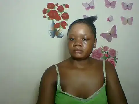 Snapshot of HotJeylee chatting on July 21, 12:35 am HotJeylee online show from July 21, 12:35 am