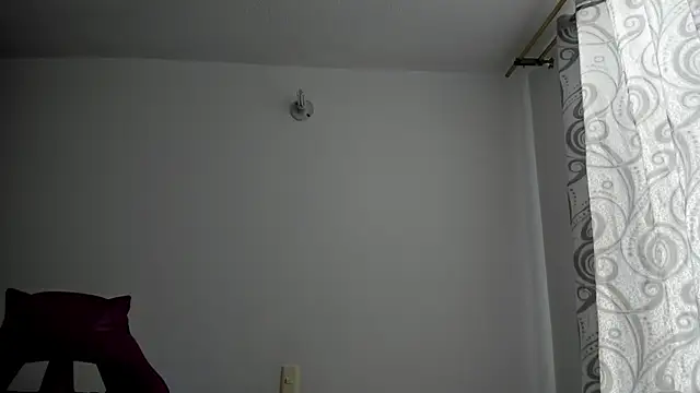 Snapshot of Adhhaaraaa_ chatting on November 4, 8:30 pm Adhhaaraaa online show from November 4, 8:30 pm