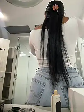 PaulinaDuarte online show from April 30, 11:27 am