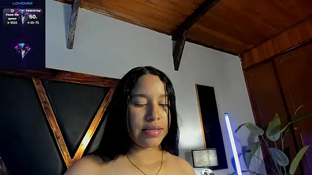 EmiliWilliams online show from May 26, 11:56 pm