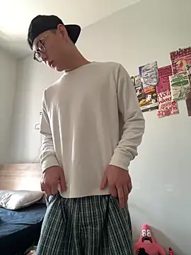 Eric246 online show from February 9, 5:55 am