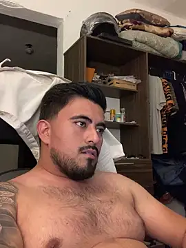 Snapshot of Rubens8866 chatting on March 21, 5:21 am Rubens8866 online show from March 21, 5:21 am