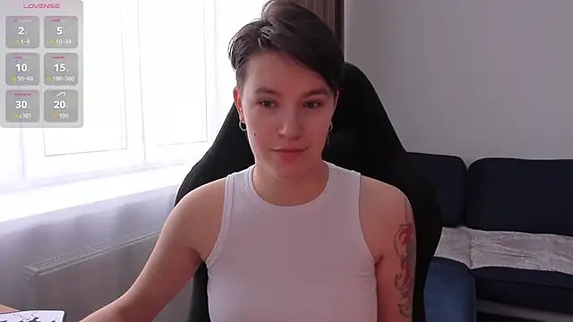 JessieFlower online show from December 19, 8:43 am