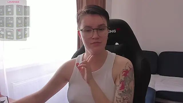 JessieFlower online show from July 4, 7:47 am