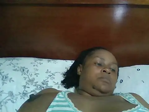 Snapshot of tight_pussy_gall chatting on November 12, 8:30 pm tight pussy gall online show from November 12, 8:30 pm