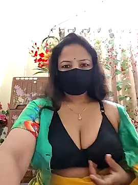 Snapshot of Payel-Sen chatting on January 25, 7:18 pm Payel-Sen online show from January 25, 7:18 pm