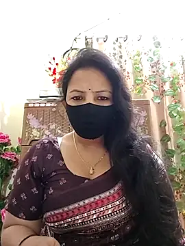 Snapshot of Payel-Sen chatting on February 7, 6:13 pm Payel-Sen online show from February 7, 6:13 pm