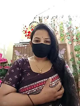 Snapshot of Payel-Sen chatting on February 9, 6:58 pm Payel-Sen online show from February 9, 6:58 pm