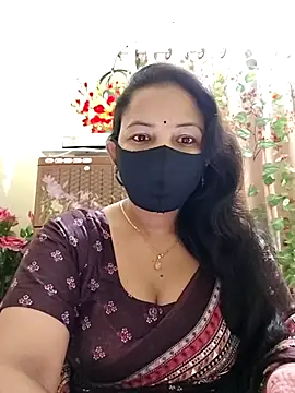 Snapshot of Payel-Sen chatting on February 13, 4:39 pm Payel-Sen online show from February 13, 4:39 pm