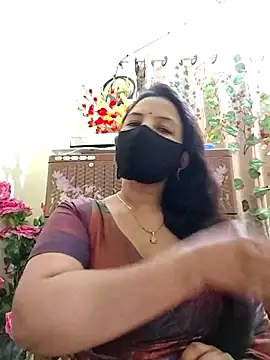 Snapshot of Payel-Sen chatting on February 18, 6:04 pm Payel-Sen online show from February 18, 6:04 pm