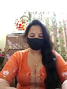Snapshot of Payel-Sen chatting on February 19, 8:41 pm Payel-Sen online show from February 19, 8:41 pm