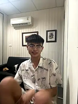 Snapshot of mumuowl chatting on September 19, 4:29 pm mumuowl online show from September 19, 4:29 pm