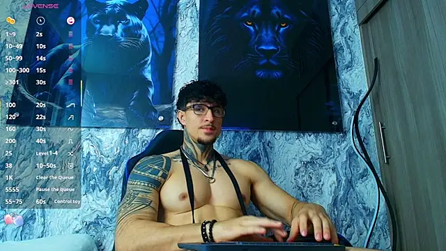 Snapshot of Jeins_carter chatting on May 14, 2:35 pm Jeins carter online show from May 14, 2:35 pm