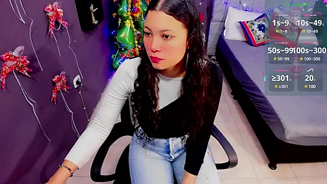 Snapshot of Lana_stone_ chatting on December 20, 3:14 am Lana stone online show from December 20, 3:14 am