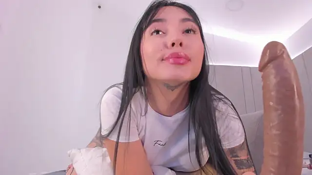 tamyleen online show from March 12, 11:09 am