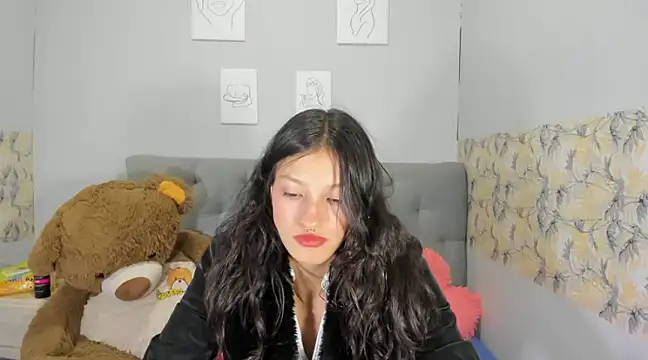 Snapshot of Emma-Wilson chatting on January 30, 7:26 pm Emma-Wilson online show from January 30, 7:26 pm