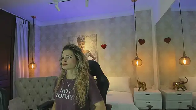 Shantall   online show from February 18, 10:55 am