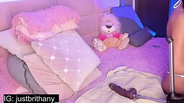 brithany bridge online show from July 10, 9:12 am