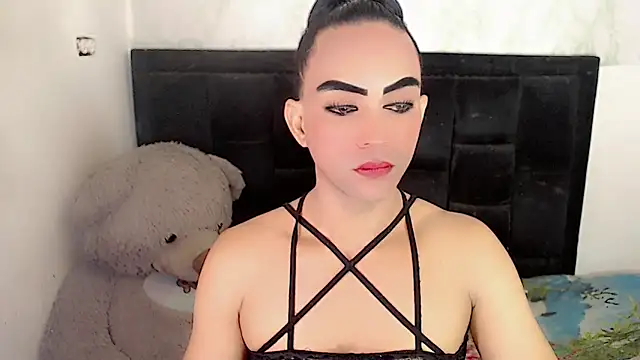 Snapshot of Michell_Queen chatting on November 14, 6:34 am Michell Queen online show from November 14, 6:34 am