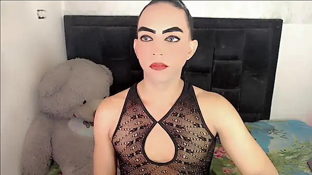 Snapshot of Michell_Queen chatting on November 19, 6:35 am Michell Queen online show from November 19, 6:35 am