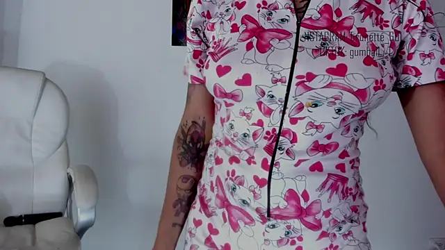 Snapshot of paula_brunette chatting on January 26, 6:59 am paula brunette online show from January 26, 6:59 am