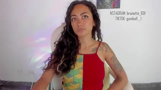 Snapshot of paula_brunette chatting on January 31, 4:58 am paula brunette online show from January 31, 4:58 am