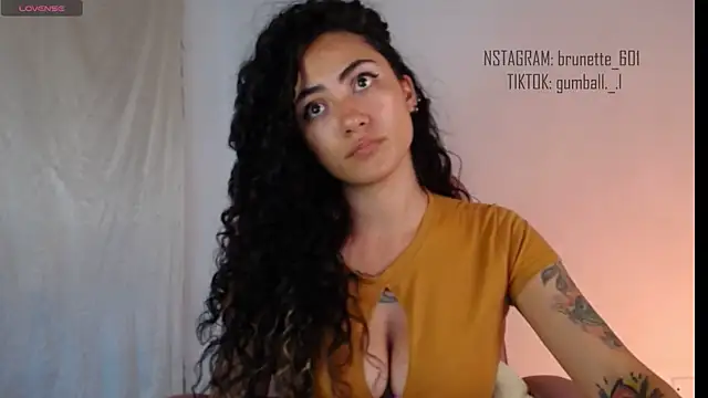 Snapshot of paula_brunette chatting on November 25, 4:01 am paula brunette online show from November 25, 4:01 am