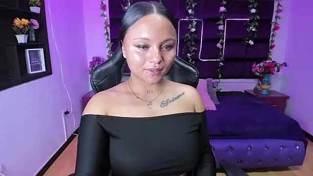 sweelanna   online show from December 10, 7:47 am