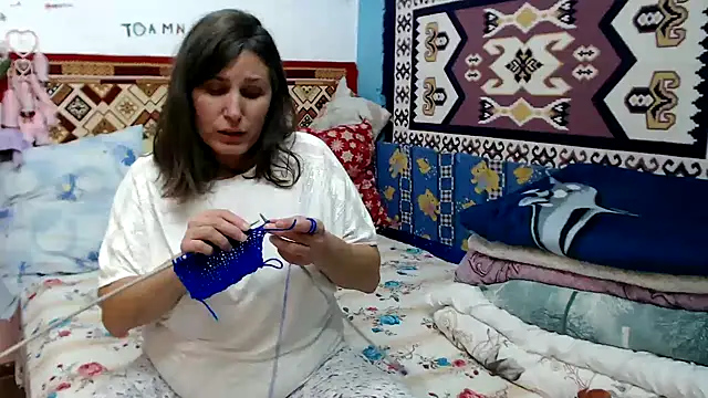 AdelineBlueEyes online show from November 13, 12:15 pm