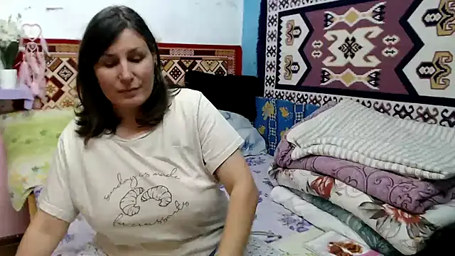 AdelineBlueEyes online show from November 24, 10:15 am