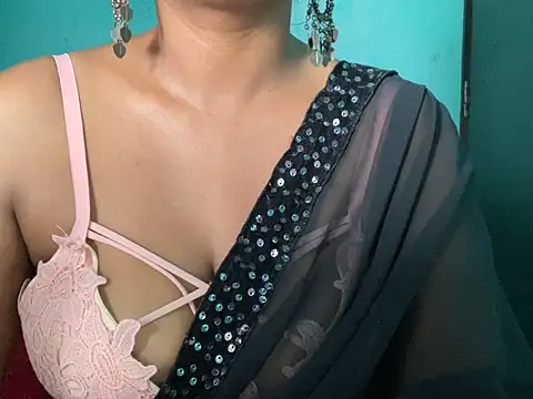 Snapshot of Sexy_trisha__7 chatting on July 8, 6:12 pm Sexy trisha 7 online show from July 8, 6:12 pm