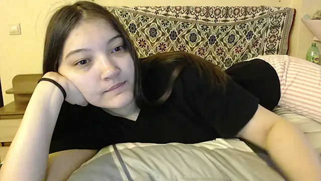 Snapshot of AlisaDevis chatting on January 12, 11:07 am AlisaDevis online show from January 12, 11:07 am