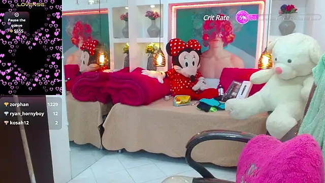 Snapshot of lorenapinto chatting on March 1, 3:49 pm lorenapinto online show from March 1, 3:49 pm