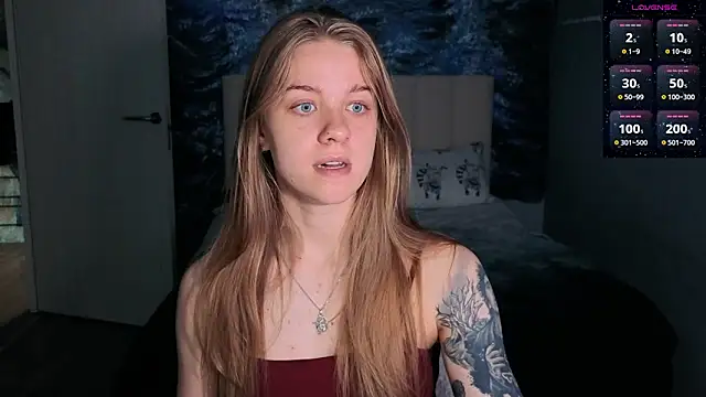 Snapshot of candy_maggie chatting on May 24, 4:45 pm candy maggie online show from May 24, 4:45 pm