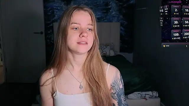 Snapshot of candy_maggie chatting on May 27, 5:10 pm candy maggie online show from May 27, 5:10 pm