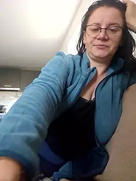 KristenVega online show from October 29, 8:16 am